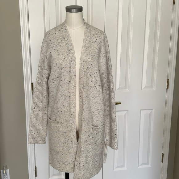 Abercrombie & Fitch Cardigan - Picture 1 of 7